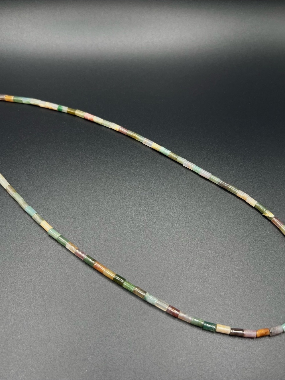 𝐄𝐀𝐑𝐓𝐇𝐋𝐈𝐆𝐇𝐓 | 𝖧𝖺𝗇𝖽𝗆𝖺𝖽𝖾 𝖦𝖾𝗆𝗌𝗍𝗈𝗇𝖾 Necklace - Picture 4 of 4